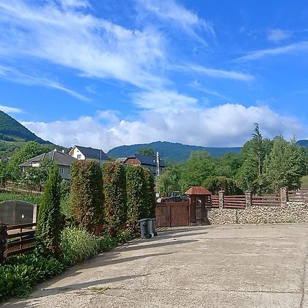 Pensiunea In Poiana Glod  Esterno foto