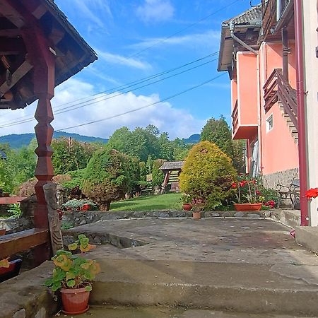 Pensiunea In Poiana Glod  Esterno foto